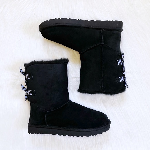 UGG Bailey Bow Diagonal Stripes Black Boots - Picture 7 of 9